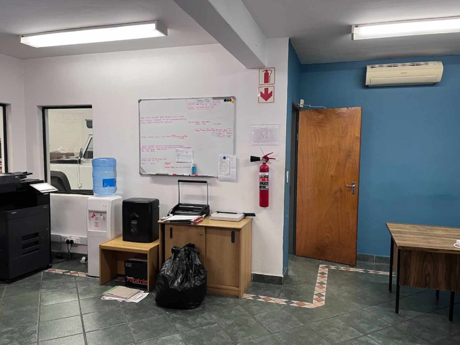 To Let commercial Property for Rent in Milnerton Western Cape